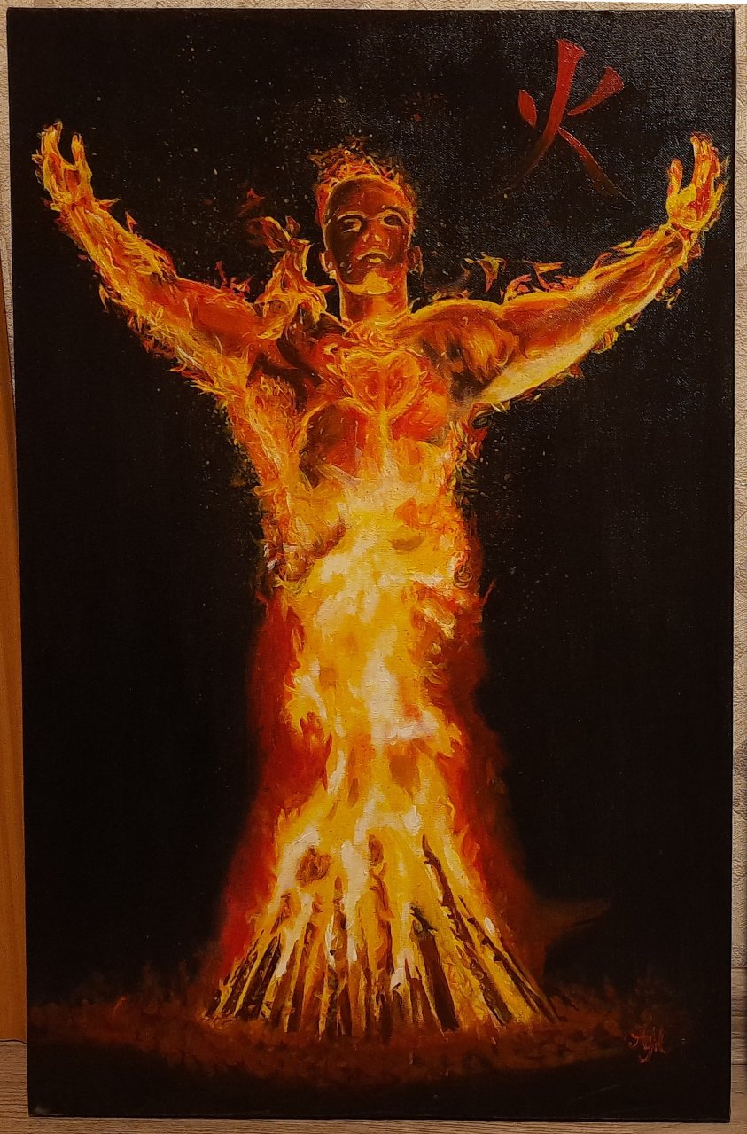 Мужчина вырастает из пламени костра